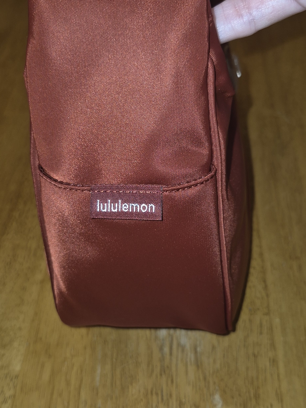 Lululemon SET CityEssentials 4L Shoulder Bag & Card Pouch Wallet Cranberry Charm - Picture 5 of 9